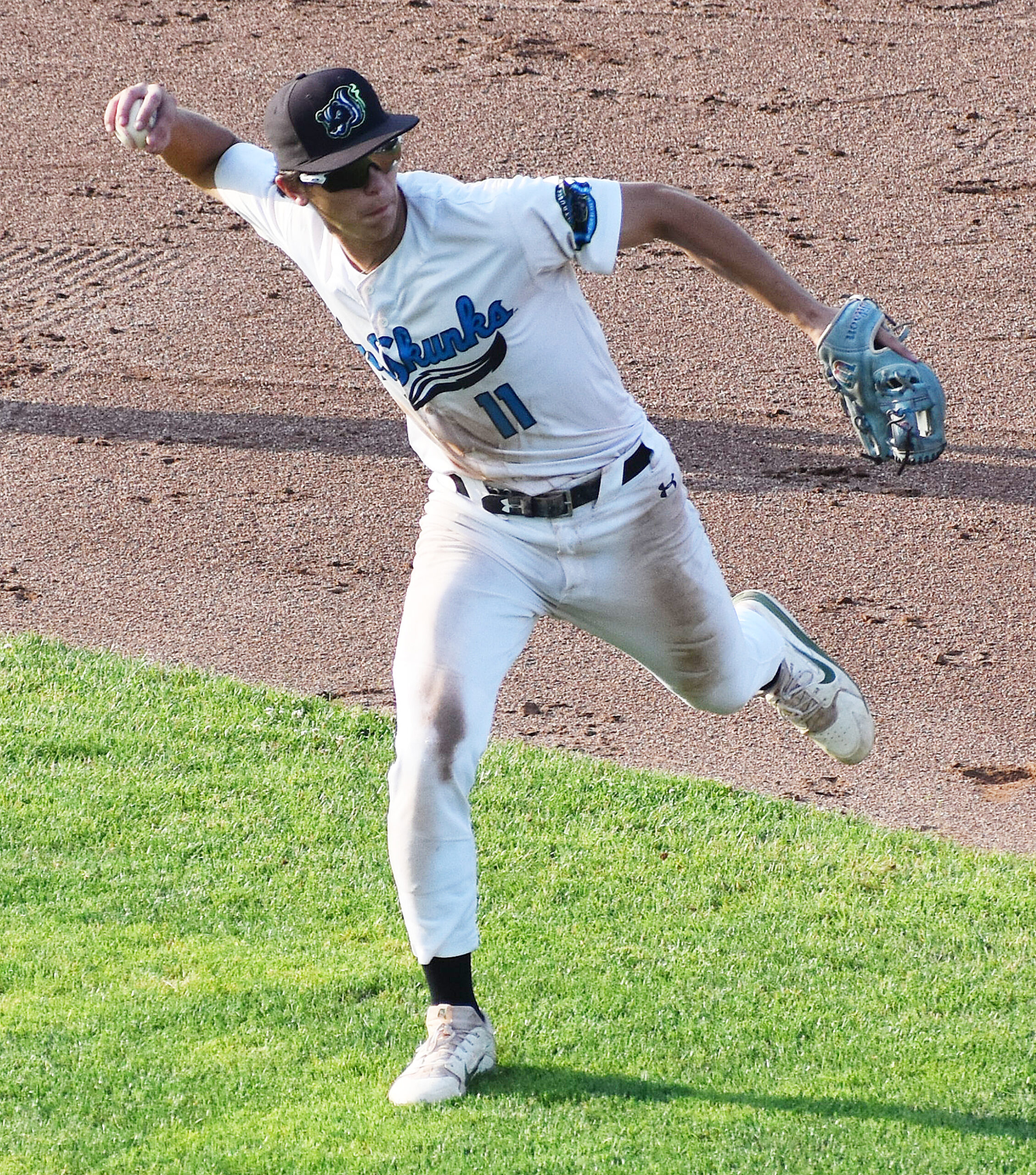 Tarp Skunks knock off Batavia 7-3 | News, Sports, Jobs - Times Observer